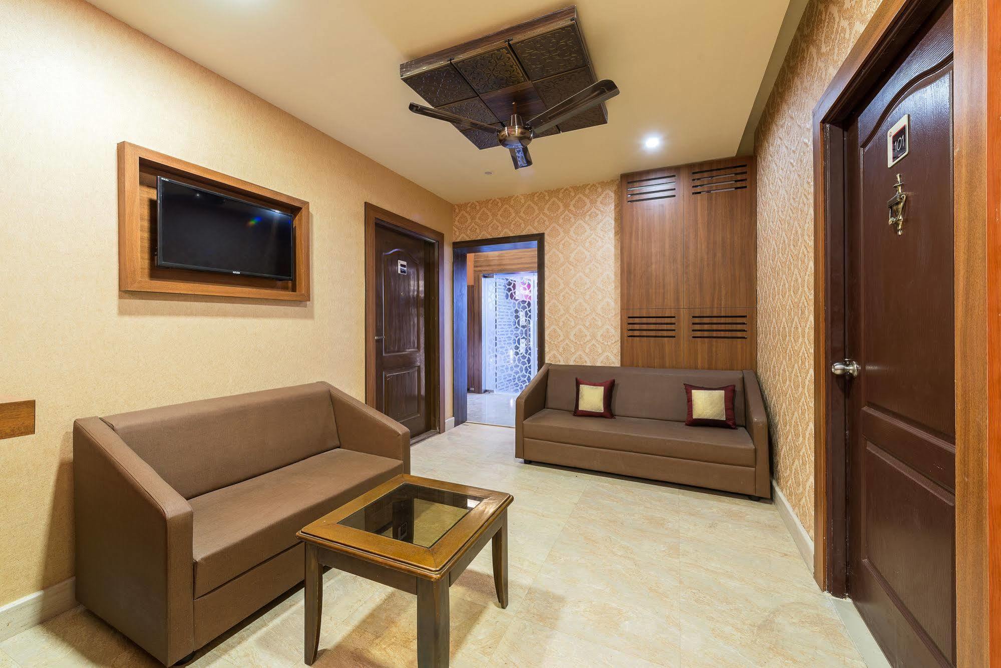 Treebo Nestlay Casa Hotel Chennai Bagian luar foto