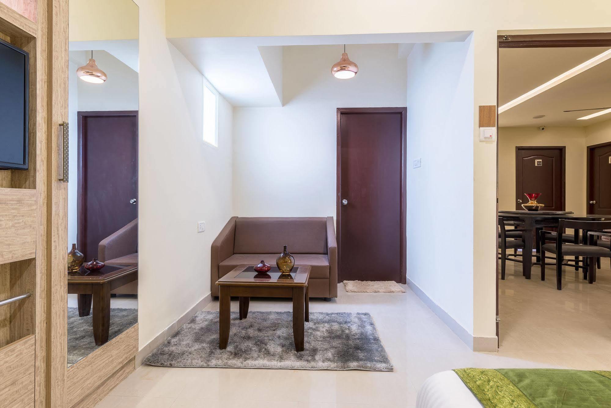 Treebo Nestlay Casa Hotel Chennai Bagian luar foto